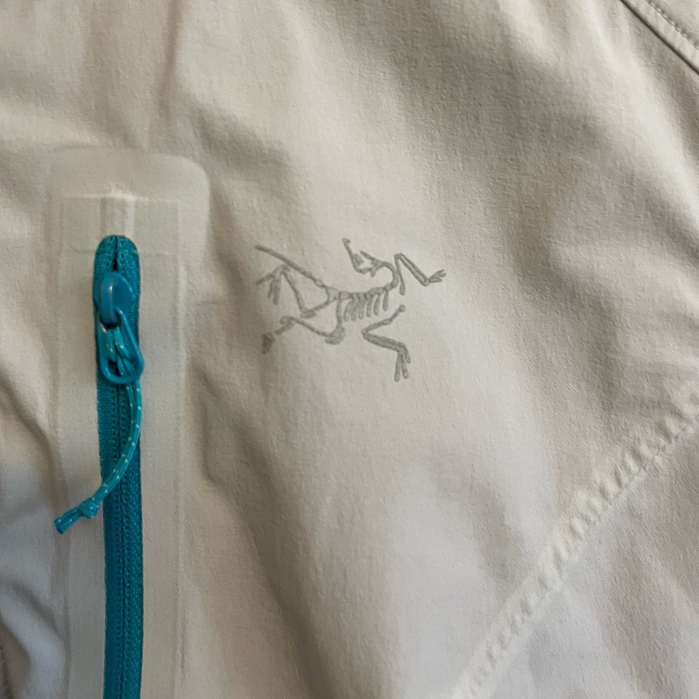 ARC’TERYX- Psiphon SL Pullover. Woman’s size medium - Picture 2 of 3
